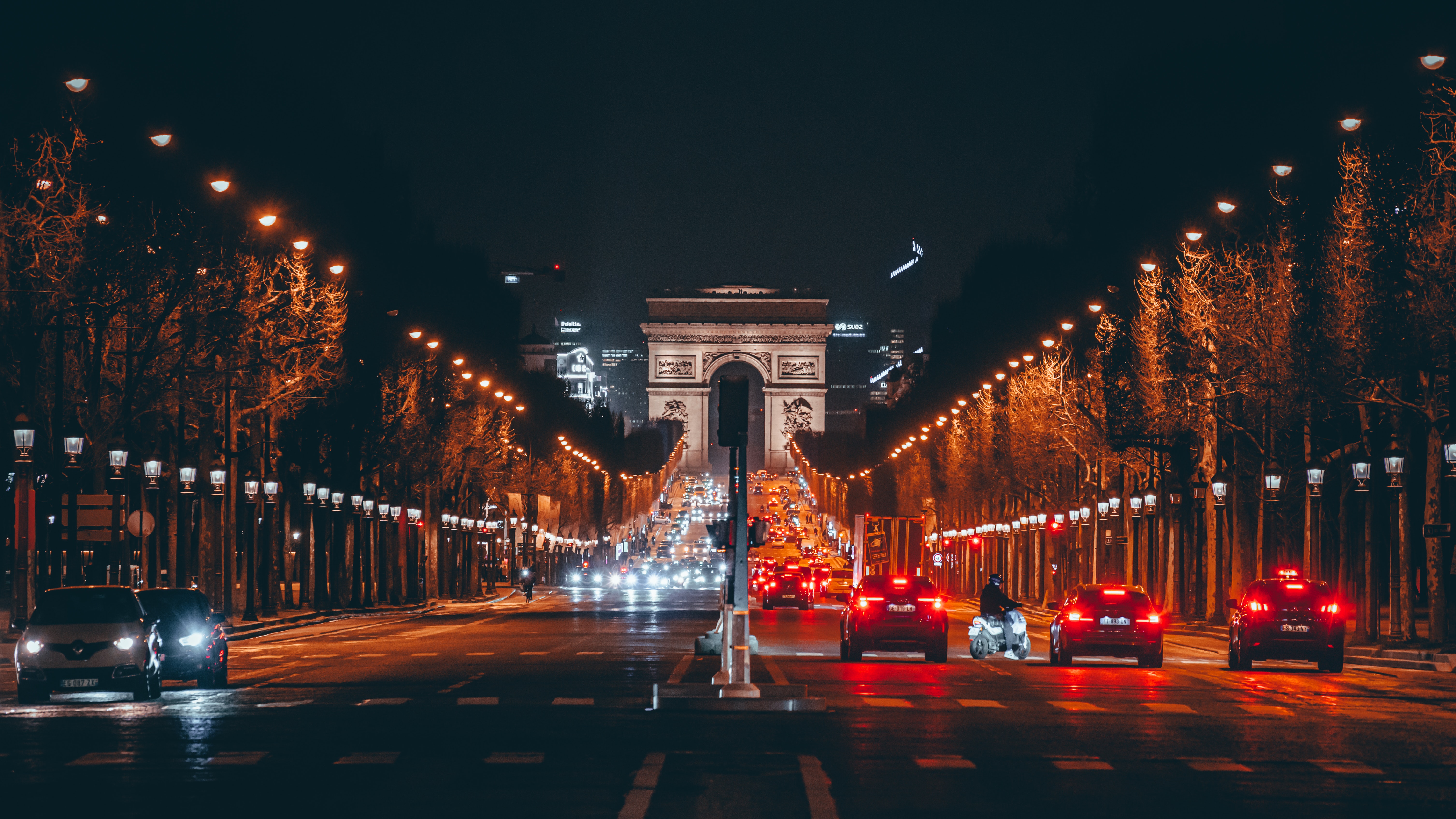 Champs Elysées, Paris visite guidée en espagnol, français, anglais